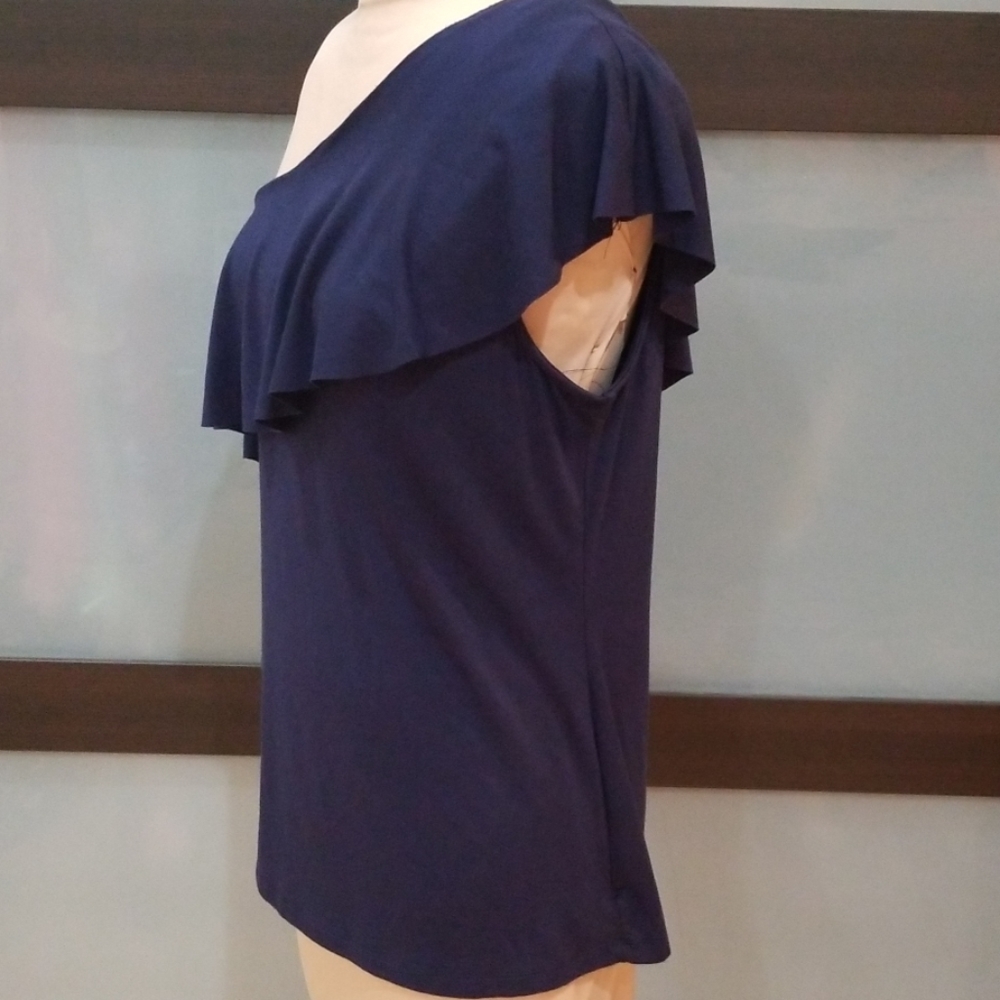 One Shoulder Top - Picture 4 of 8